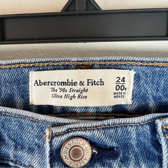 Abercrombie & Fitch 90s Straight Jean Distressed Size 24 / 00 - Picture 3 of 5